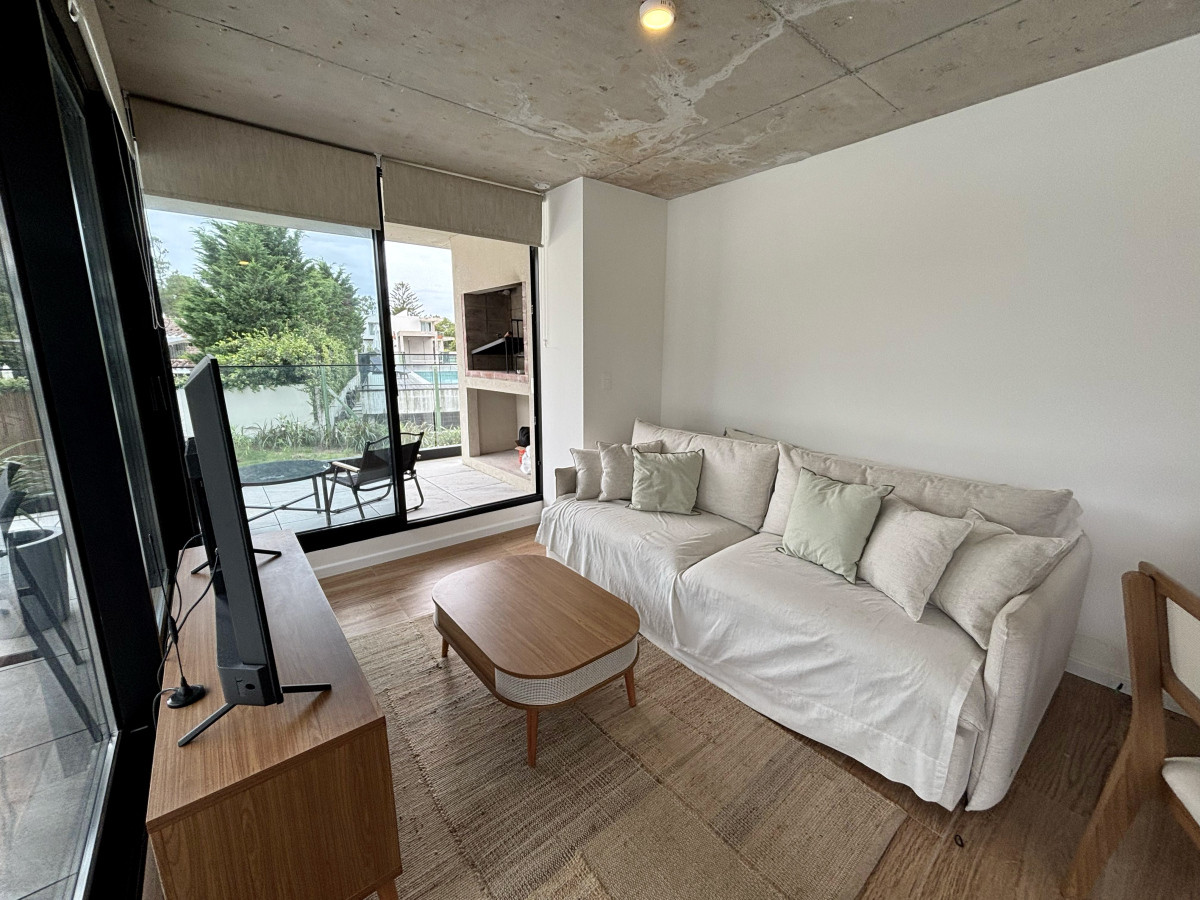 Excelente apartamento esquinero 2 dormitorios en venta 