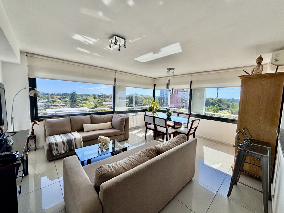 HERMOSO APARTAMENTO ESQUINERO DE 3 DORMITORIOS EN VENTA