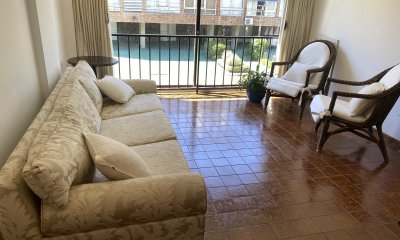 APARTAMENTO 3 DORMITORIOS Y DEP. PRIMERA LINEA MANSA