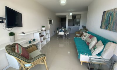 Apartamento de 2 dormitorios en venta Punta del Este