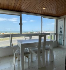 apartamento 3 dormitorios primera linea. Frente al mar!!