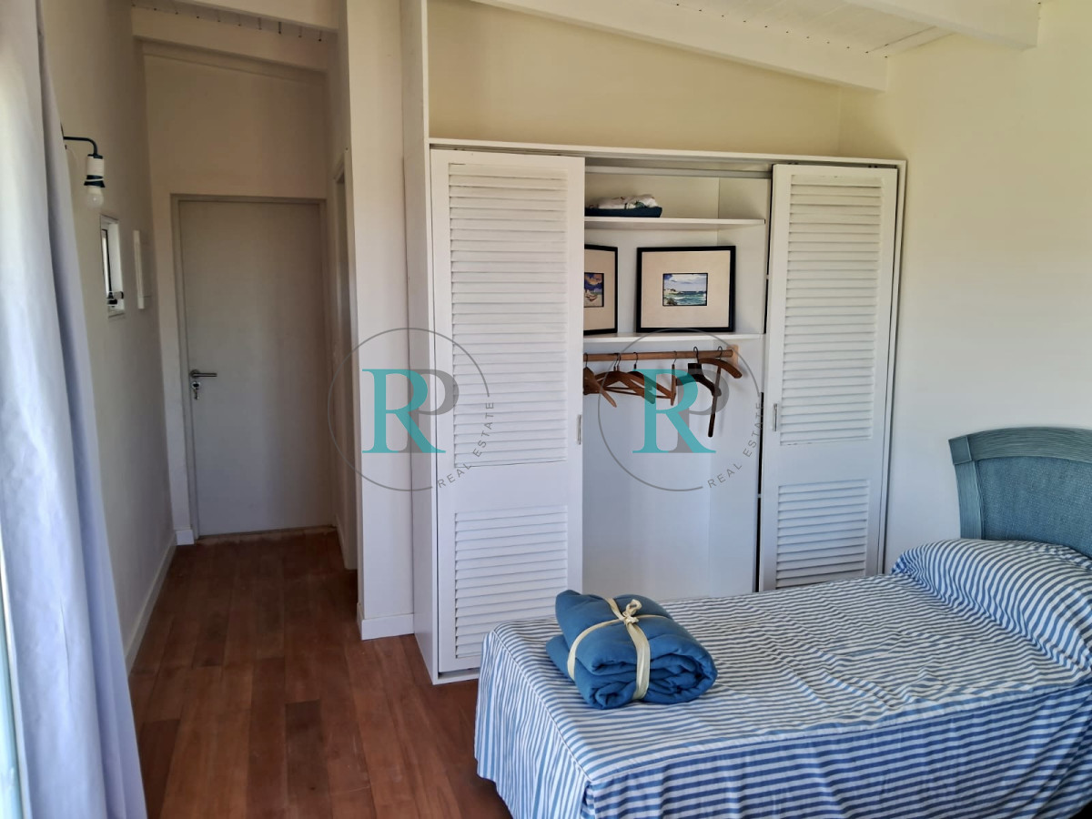Casa ID.2335 - EXCELENTE CASA EN BARRIO PRIVADO 2 DORMITORIOS EN VENTA 