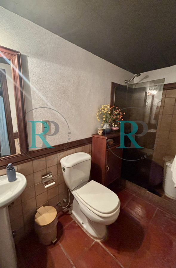 Casa ID.2361 - EXCEPCIONAL CASA EN VENTA DE 4 DORMITORIOS PINARES 