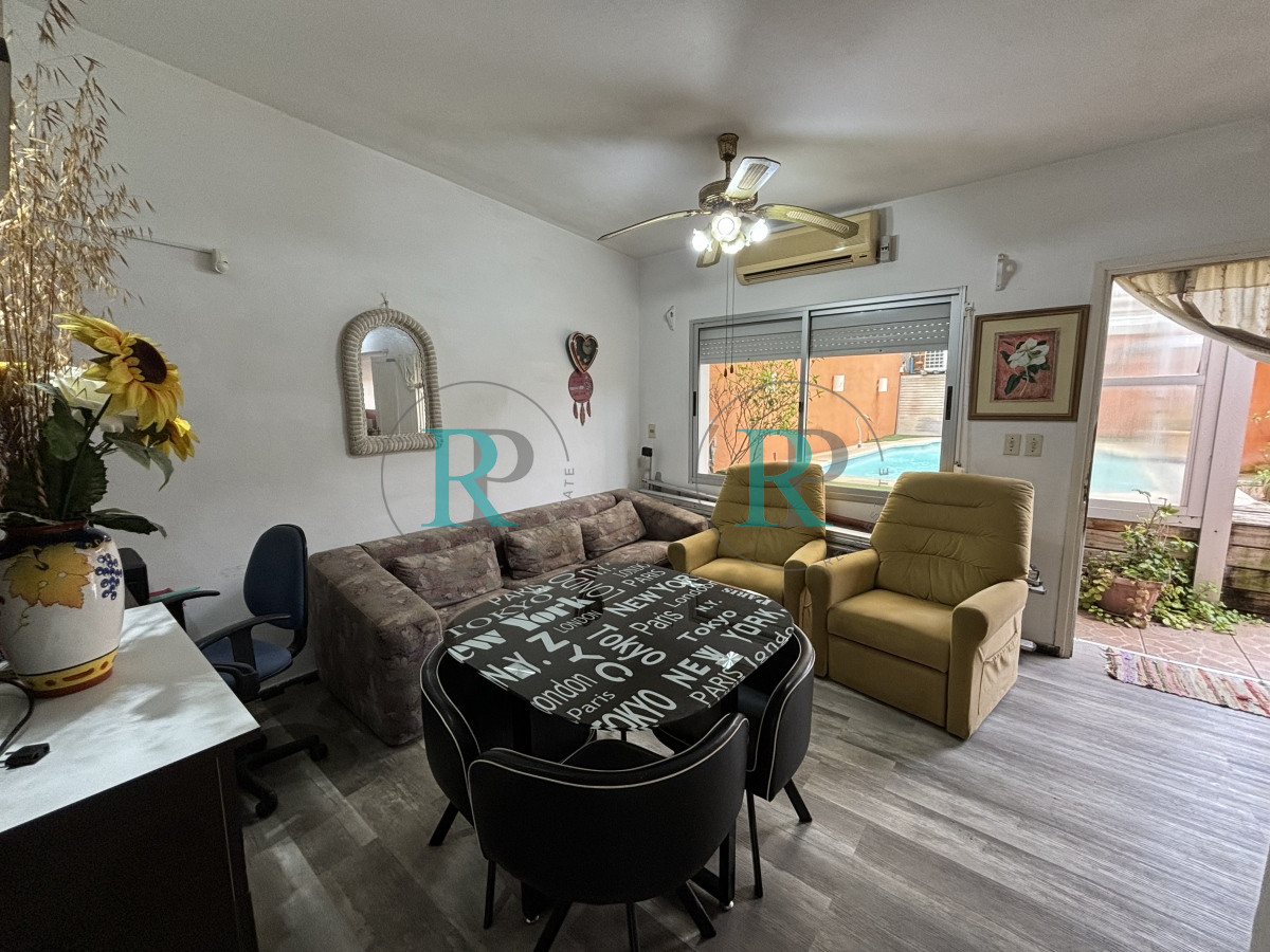 Casa ID.2069 - casa en venta en San Carlos 3 dormitorios.