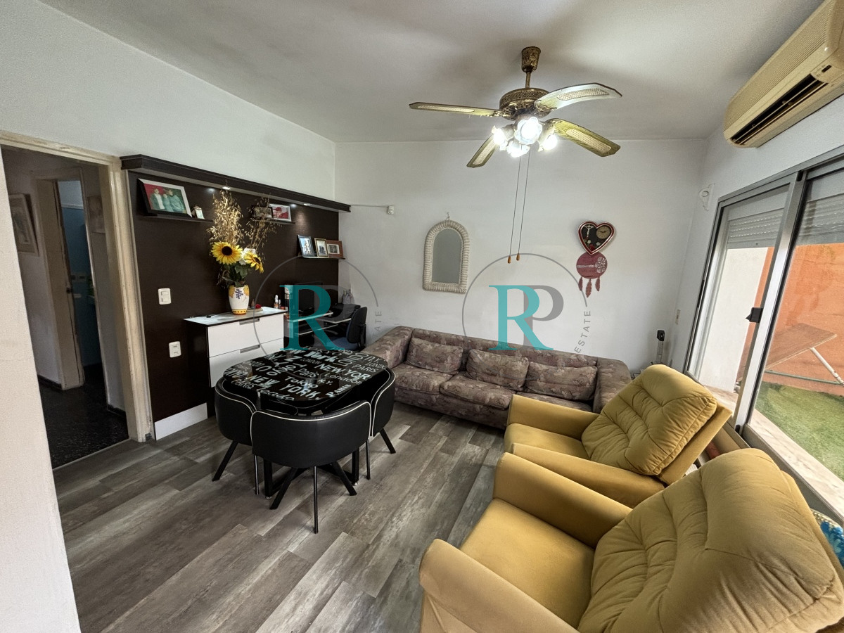 Casa ID.2069 - casa en venta en San Carlos 3 dormitorios.