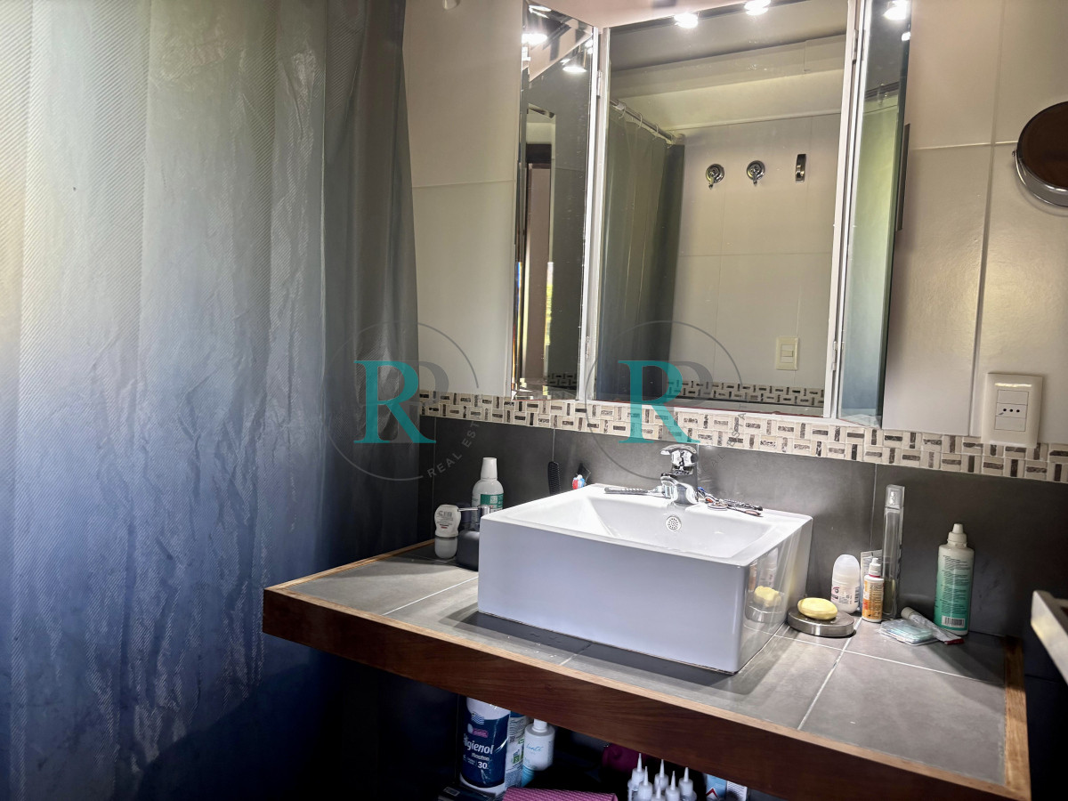 Casa ID.2322 - HERMOSA CASA EN VENTA EN PINARES 