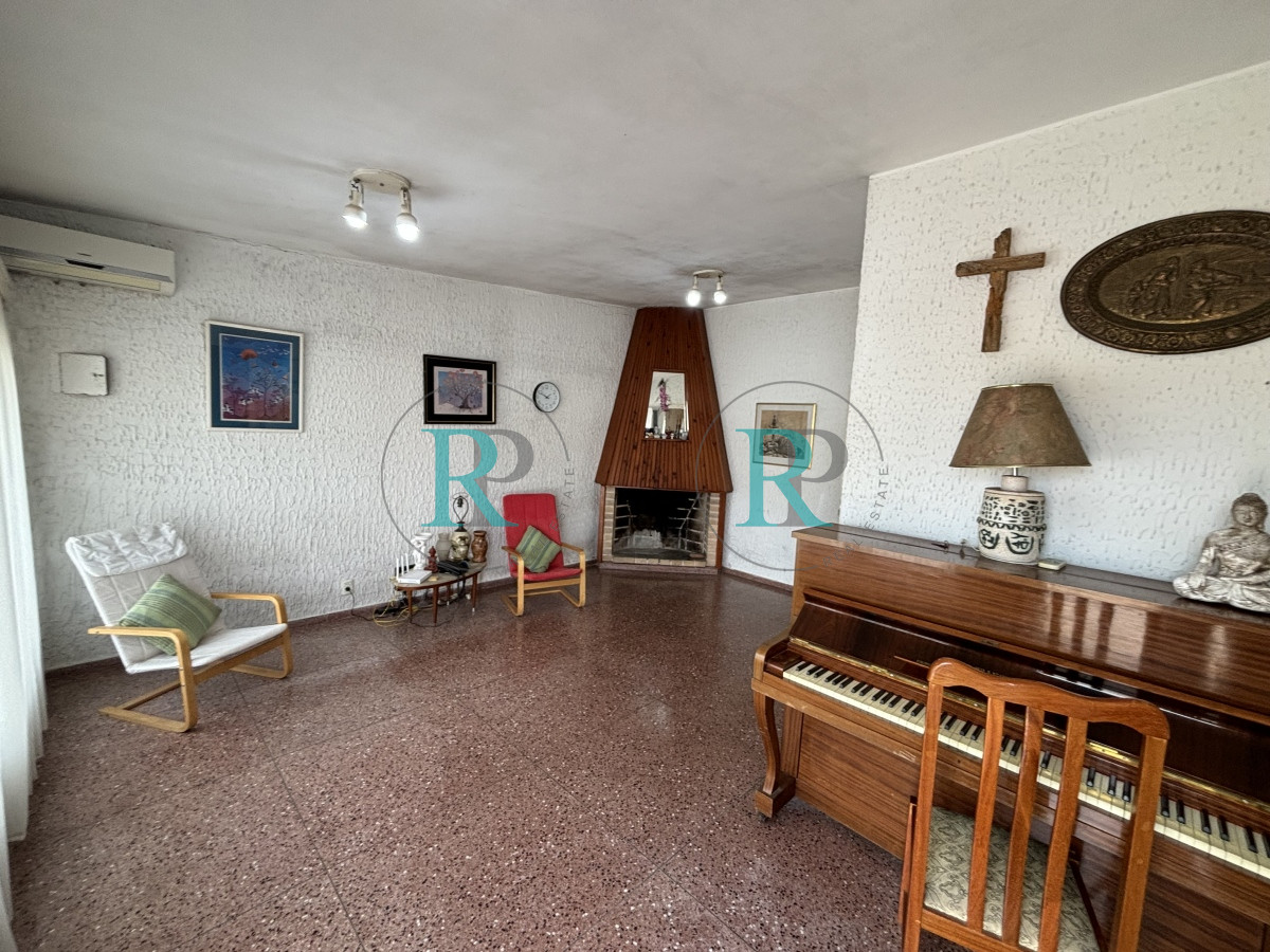 Casa ID.2069 - casa en venta en San Carlos 3 dormitorios.
