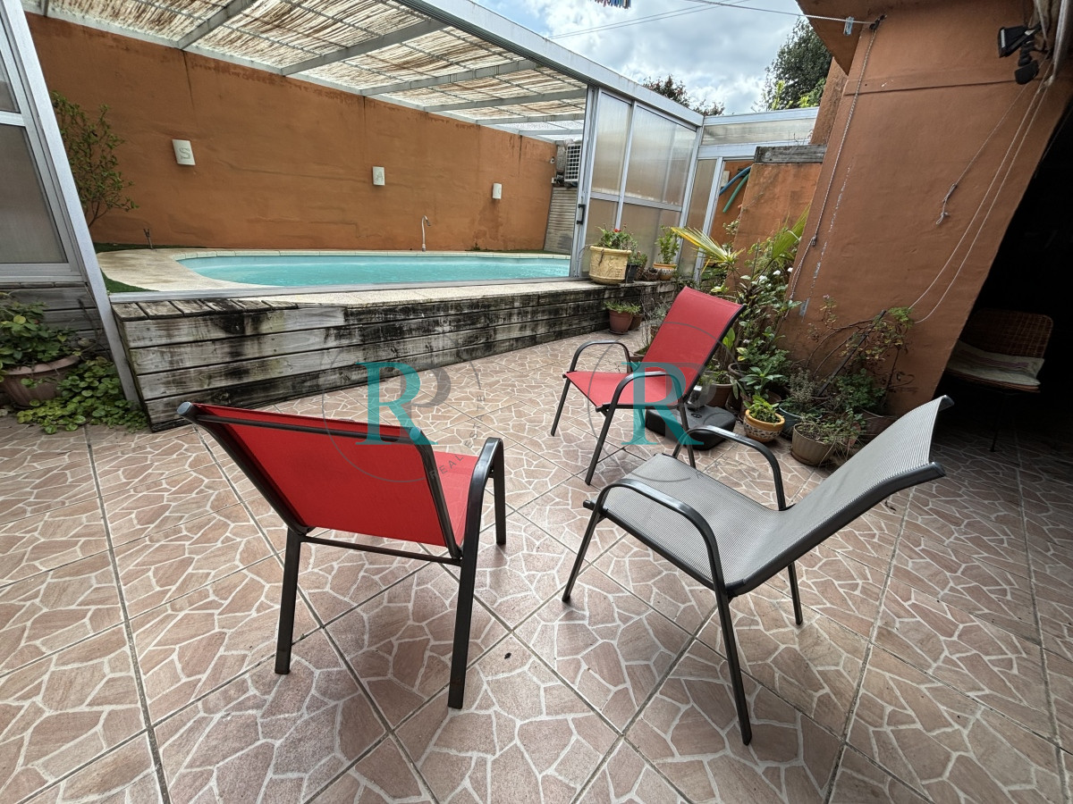 Casa ID.2069 - casa en venta en San Carlos 3 dormitorios.