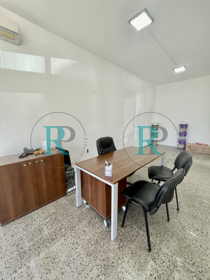 Local Comercial ID.1161 - OPORTUNIDAD LOCAL COMERCIAL EN EXCELENTE ESTADO
