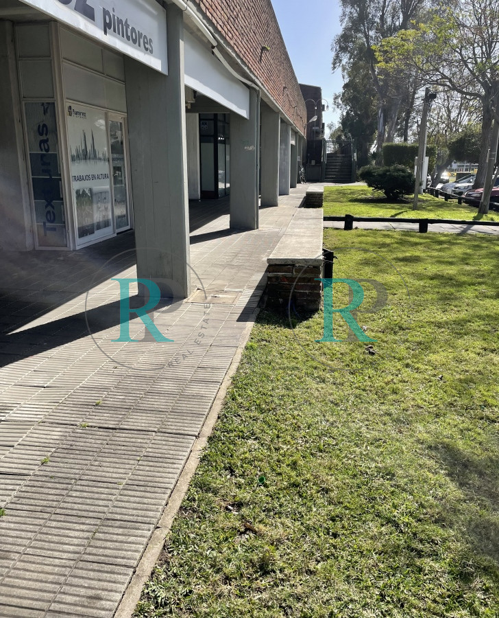 Local Comercial ID.1161 - OPORTUNIDAD LOCAL COMERCIAL EN EXCELENTE ESTADO