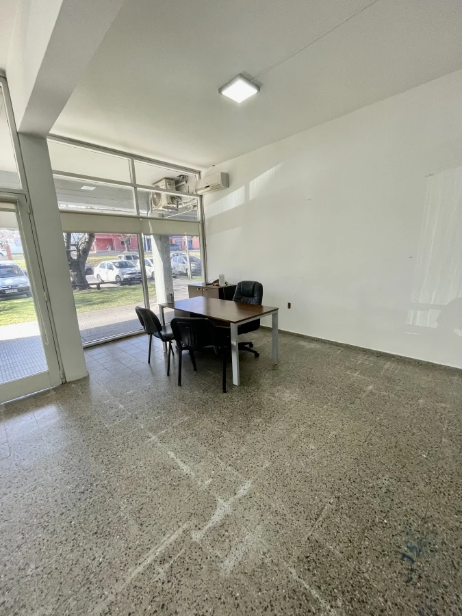 Oportunidad Local Comercial en Excelente Estado