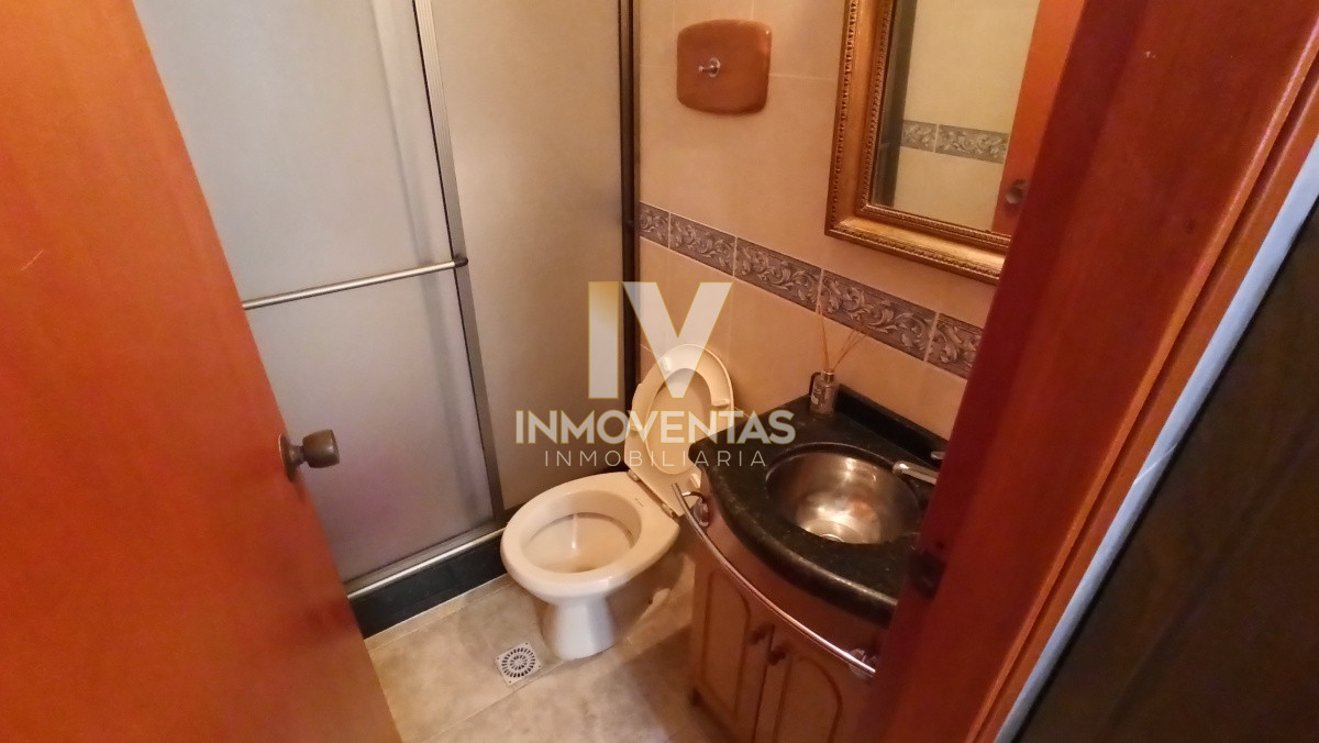 Apartamento ID.4487 - Apartamento de dos dormitorios en Península. Ref. 4042
