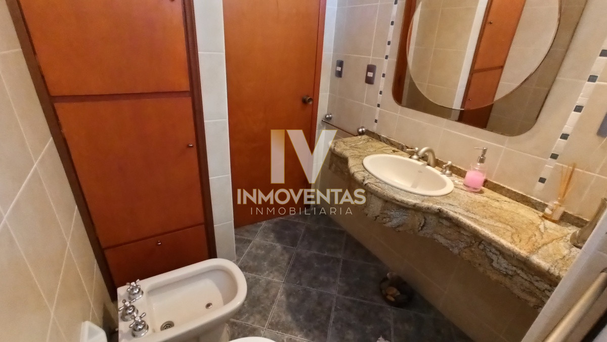 Apartamento ID.4487 - Apartamento de dos dormitorios en Península. Ref. 4042