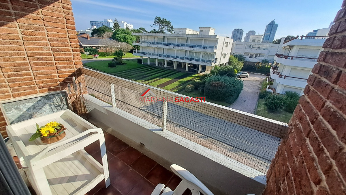 Apartamento ID.3794 - Apartamento en Aidy Grill- Punta del Este. Ref. 3968