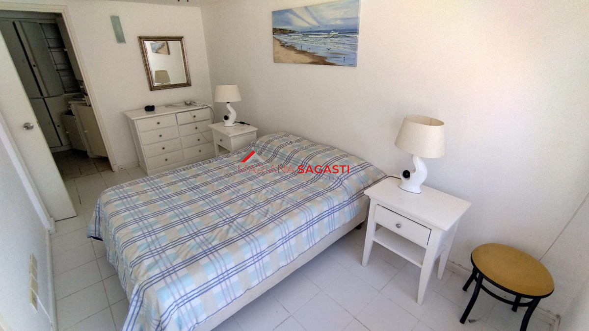 Apartamento ID.3792 - Apartamento en Península En Venta  - Punta del Este. Ref. 4802
