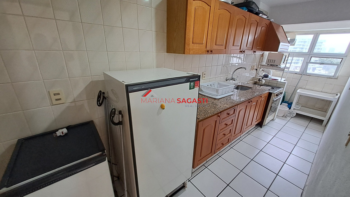 Apartamento ID.3793 - Apartamento en  Zona Aidy Grill Punta del Este Ref. 4787