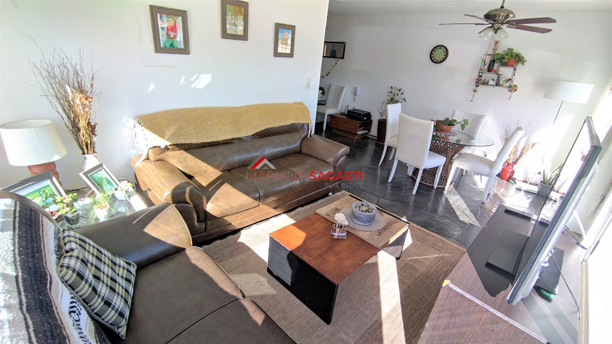 Apartamento ID.3791 - Amplio y luminoso apartamento EN VENTA - Zona Península Ref. 5109