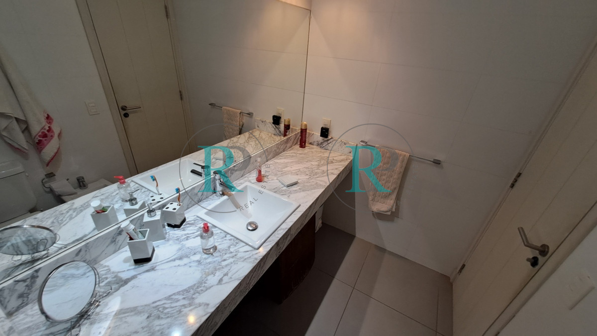 Apartamento ID.2487 - Apartamento en Venta - Zona Aidy Grill Ref. 6726
