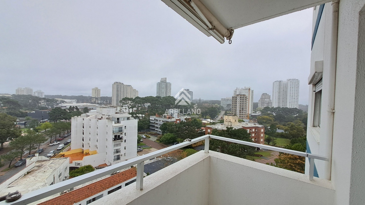 Apartamento ID.1211 - Venta Apartamento 2 dormitorios Zona Aidy Grill Punta del Este