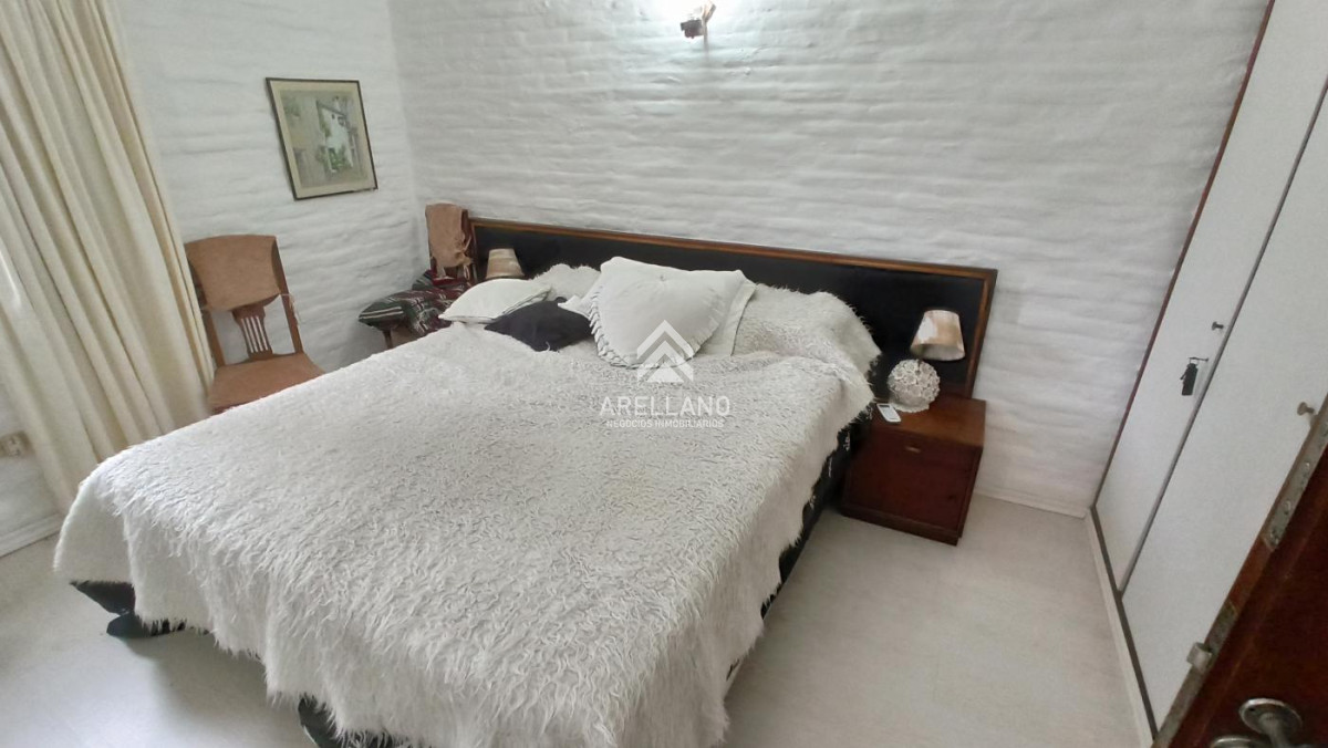 Casa ID.1418 - casa de 4 dormitorios en venta, Pinares, punta del este