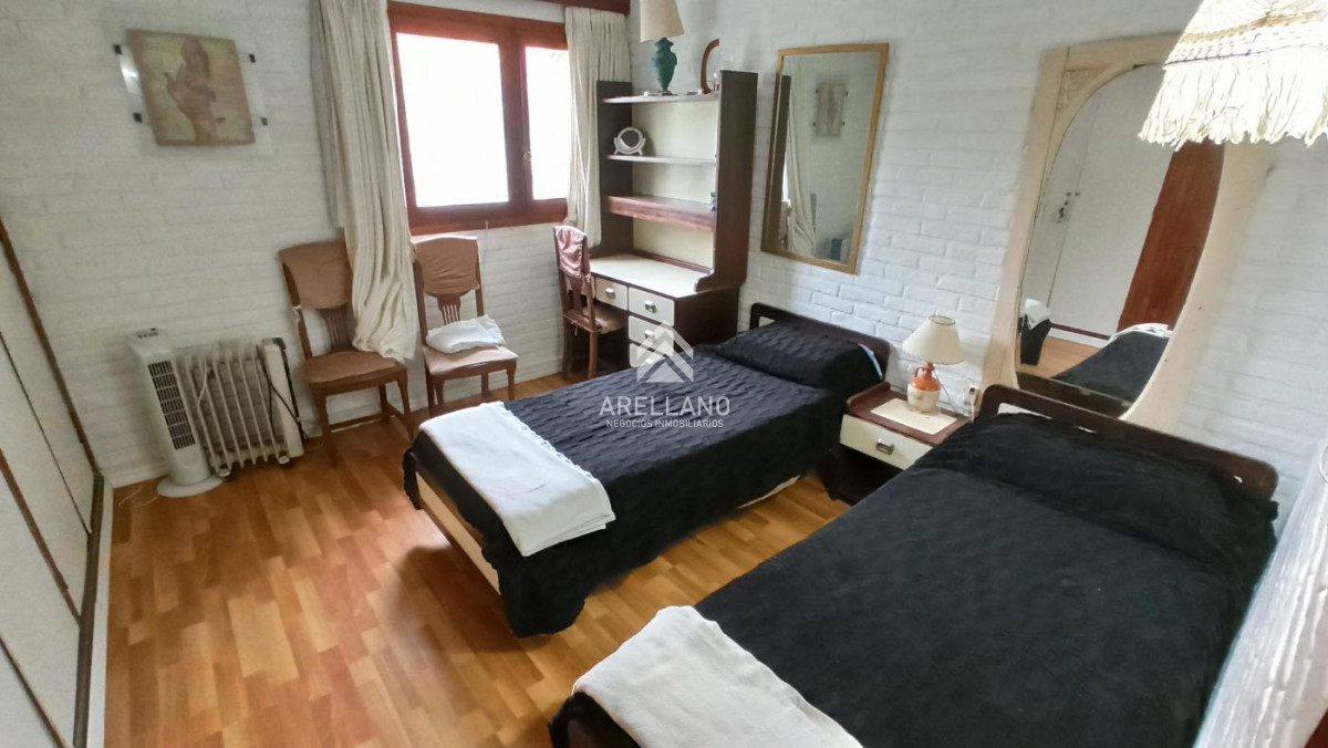 Casa ID.1418 - casa de 4 dormitorios en venta, Pinares, punta del este