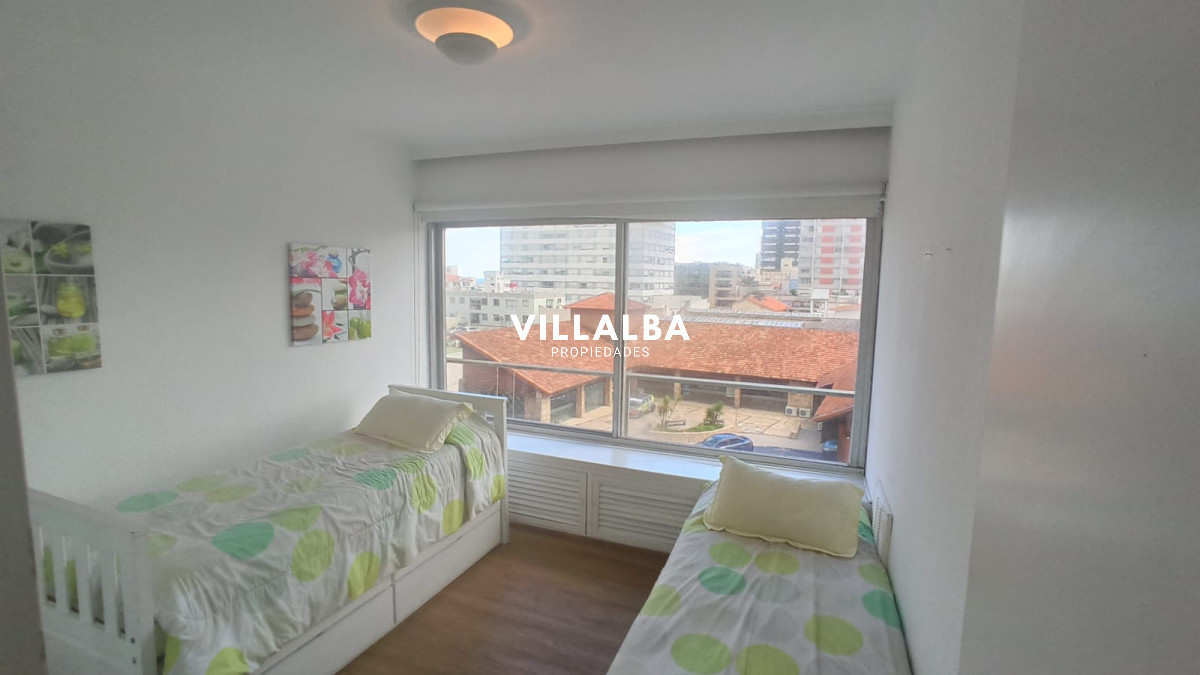 Apartamento ID.3333 - Apartamento en plena Península, Punta del Este. 