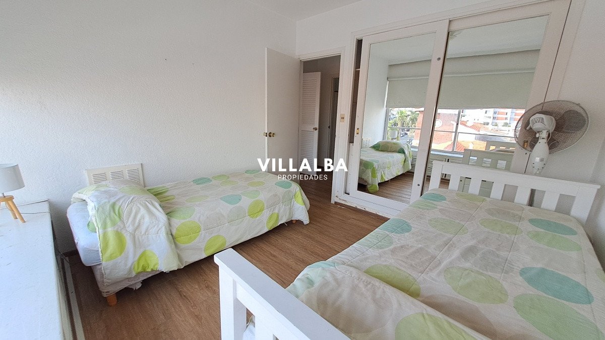 Apartamento ID.3333 - Apartamento en plena Península, Punta del Este. 