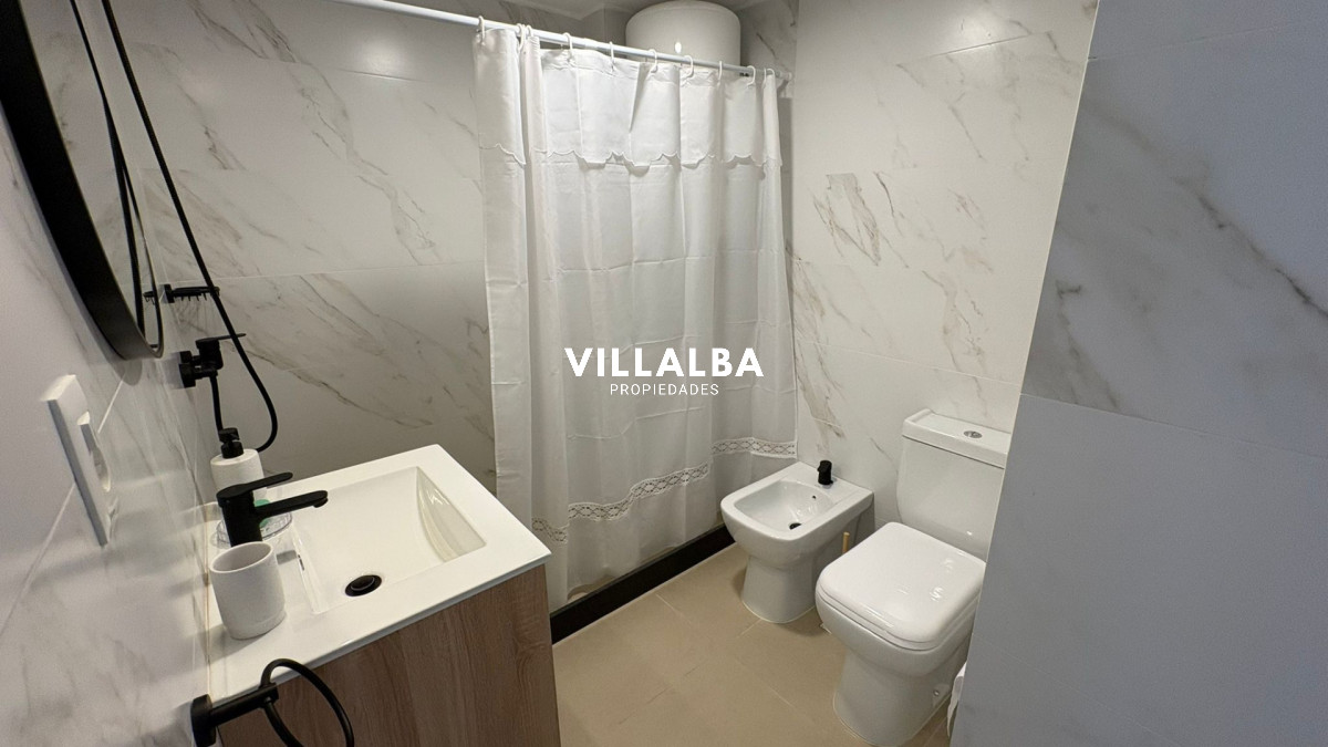 Apartamento ID.4330 - Apartamento En Venta - Zona Aidy Grill  Ref. 7449