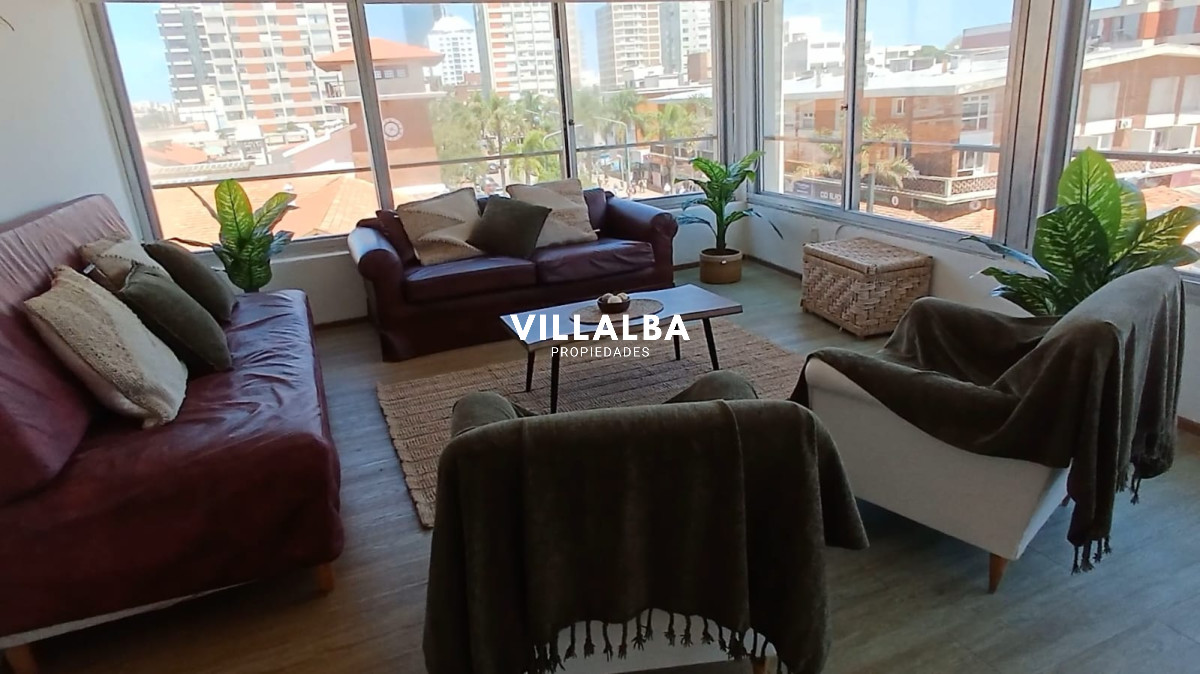 Apartamento ID.3333 - Apartamento en plena Península, Punta del Este. 