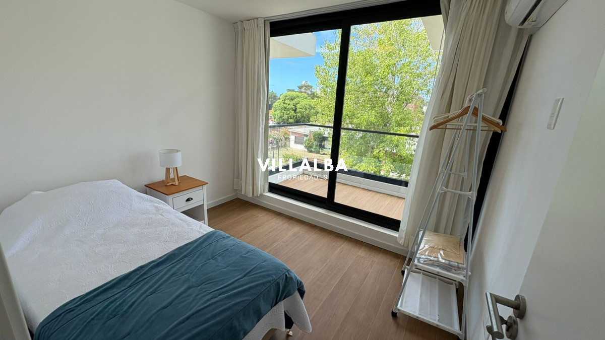 Apartamento ID.4330 - Apartamento En Venta - Zona Aidy Grill  Ref. 7449