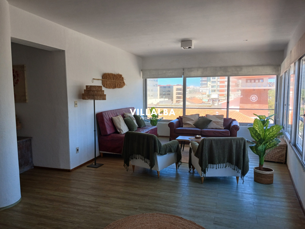 Apartamento ID.3333 - Apartamento en plena Península, Punta del Este. 