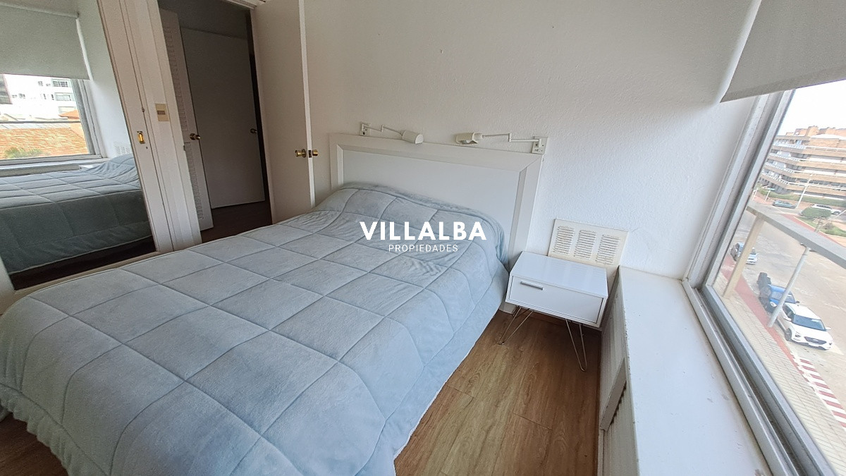 Apartamento ID.3333 - Apartamento en plena Península, Punta del Este. 