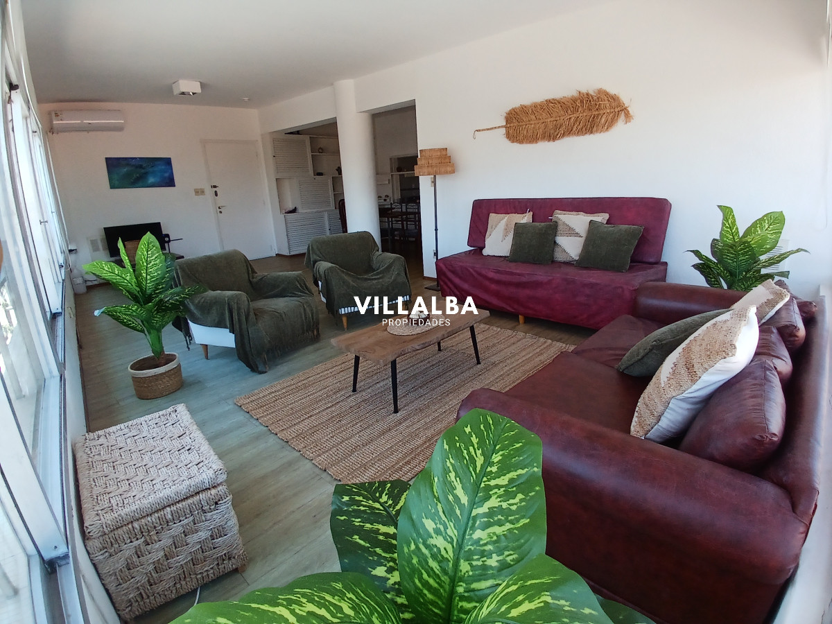 Apartamento ID.3333 - Apartamento en plena Península, Punta del Este. 