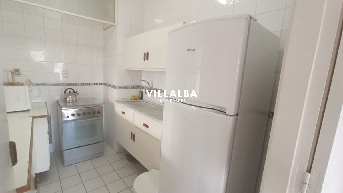 Apartamento ID.3333 - Apartamento en plena Península, Punta del Este. 