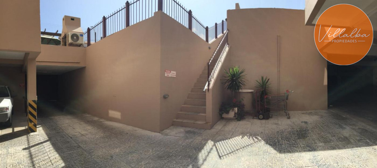 Apartamento ID.3379 - Apartamento en Península cera de Playa el Emir En Venta -  Zona Península Ref. 93