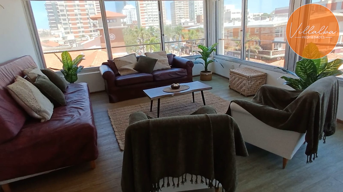 Apartamento ID.3333 - Apartamento en plena Península, Punta del Este. 