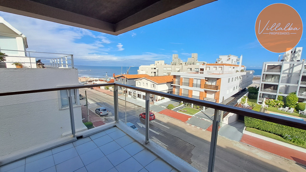 Apartamento ID.3379 - Apartamento en Península cera de Playa el Emir En Venta -  Zona Península Ref. 93