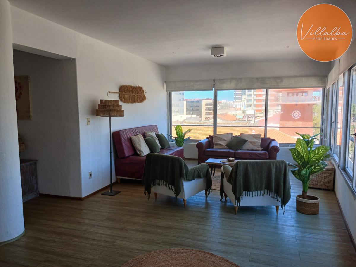 Apartamento ID.3333 - Apartamento en plena Península, Punta del Este. 