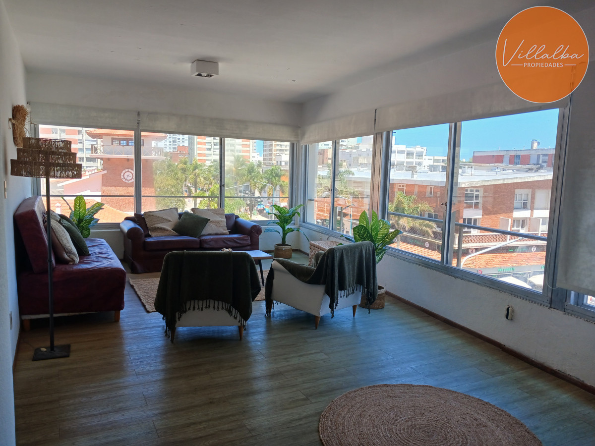 Apartamento ID.3333 - Apartamento en plena Península, Punta del Este. 