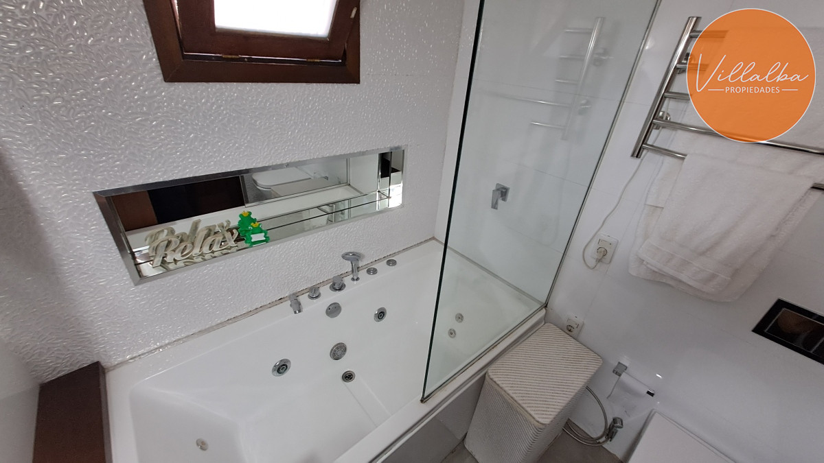 Apartamento ID.3206 - Chalet En Alquiler de Temporada-  Zona Mansa Ref. 6773