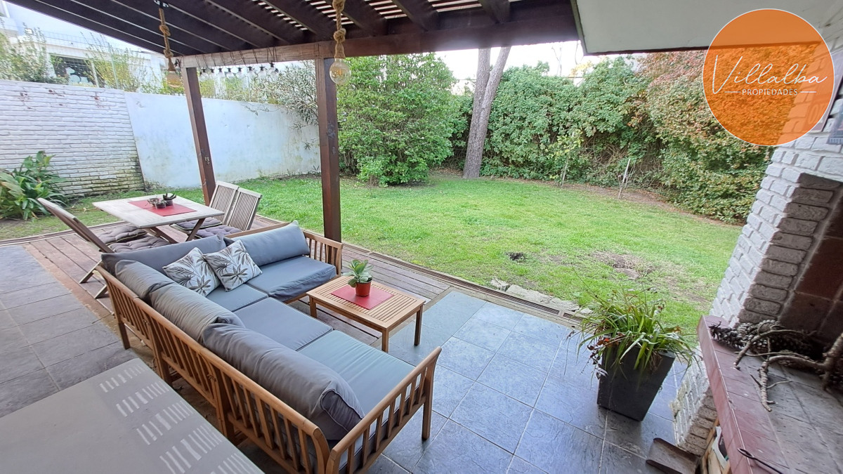 Apartamento ID.3206 - Chalet En Alquiler de Temporada-  Zona Mansa Ref. 6773
