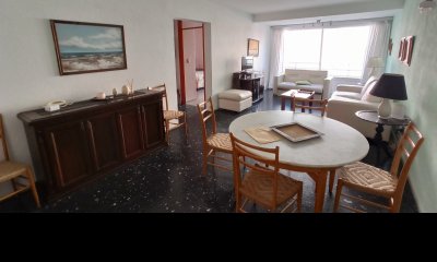 Apartamento de dos dormitorios en Península.