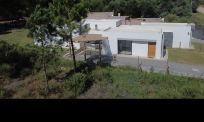 Casa de dos dormitorios en venta en Piriapolis