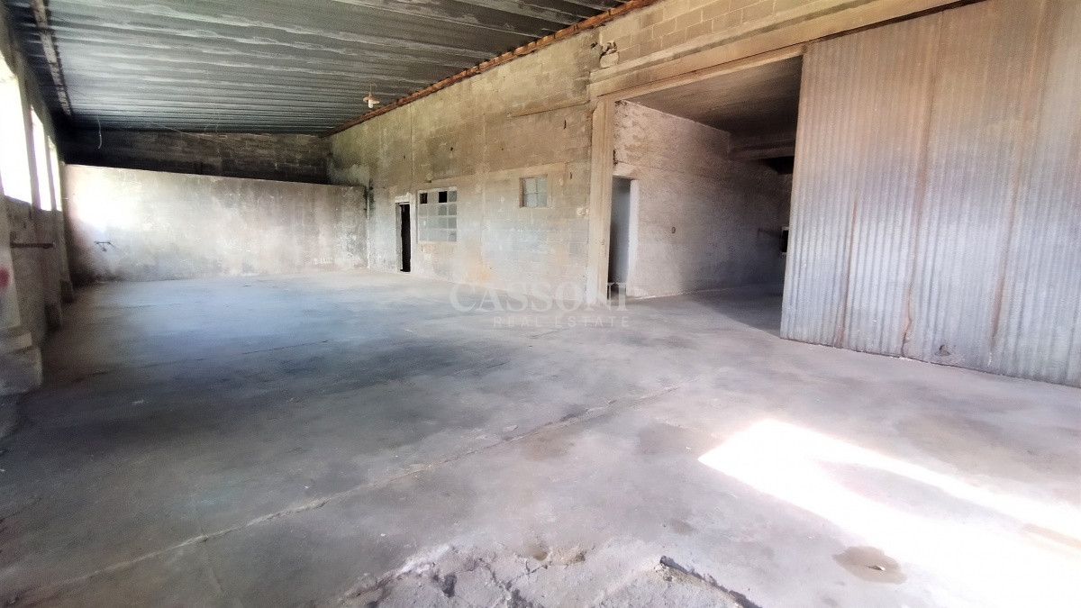 Local Comercial ID.938 - Galpon en la Sonrisa