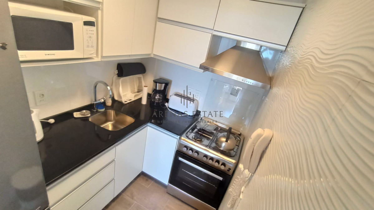 Apartamento ID.3105 - Apartamento en venta en Punta del Este - Península Ref. 5458