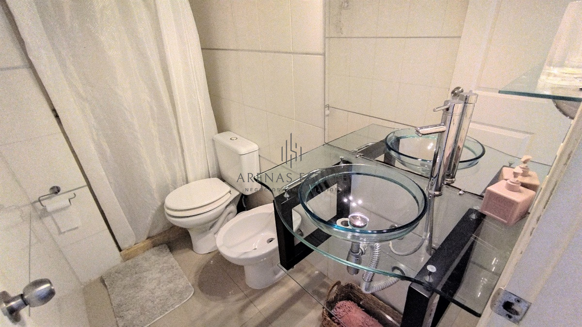 Apartamento ID.3325 - Apartamento En Venta - Zona Mansa Ref. 5805