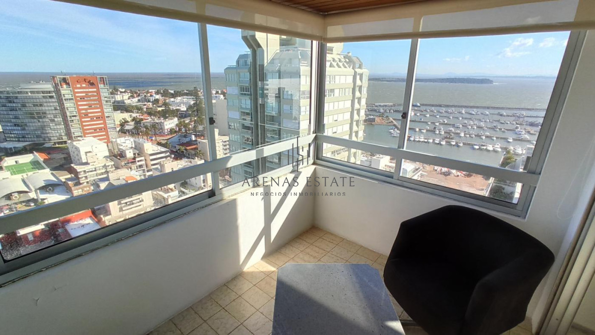 Apartamento ID.2335 - Apartamento en Venta - Península!! Ref. 4115