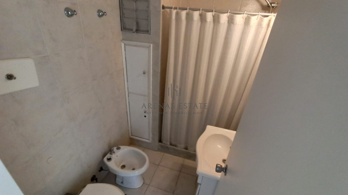 Apartamento ID.3105 - Apartamento en venta en Punta del Este - Península Ref. 5458