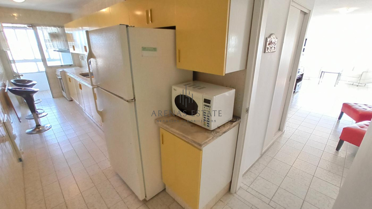 Apartamento ID.2335 - Apartamento en Venta - Península!! Ref. 4115