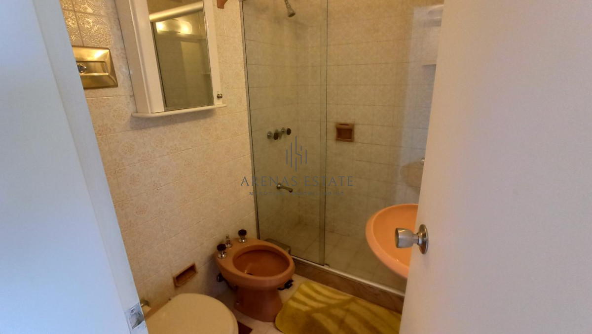 Apartamento ID.2335 - Apartamento en Venta - Península!! Ref. 4115